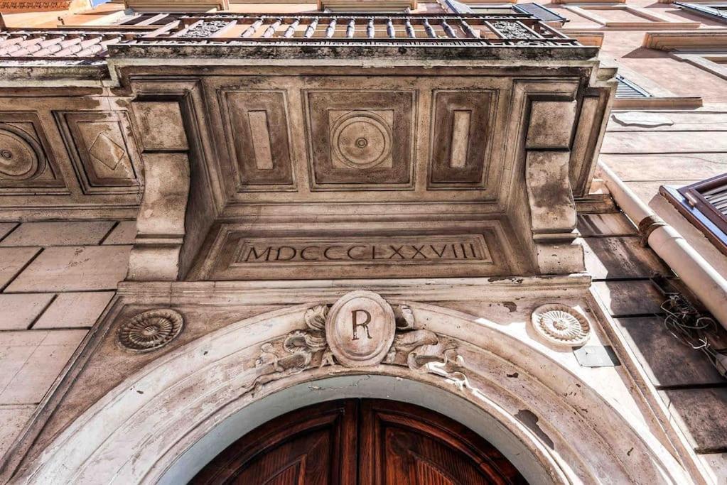 Spanish Steps Apartment & Terrace Рим Екстер'єр фото