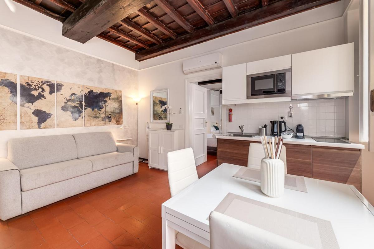 Spanish Steps Apartment & Terrace Рим Екстер'єр фото