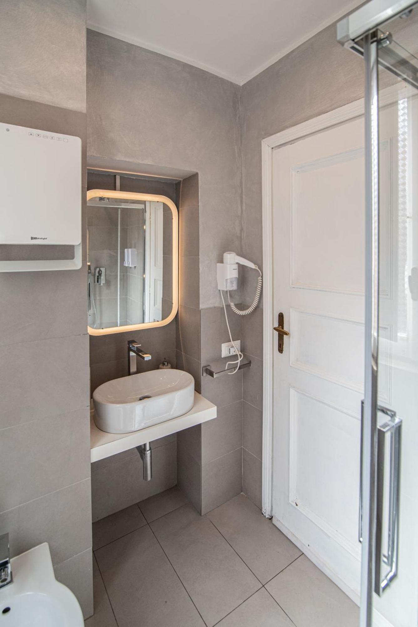 Spanish Steps Apartment & Terrace Рим Екстер'єр фото