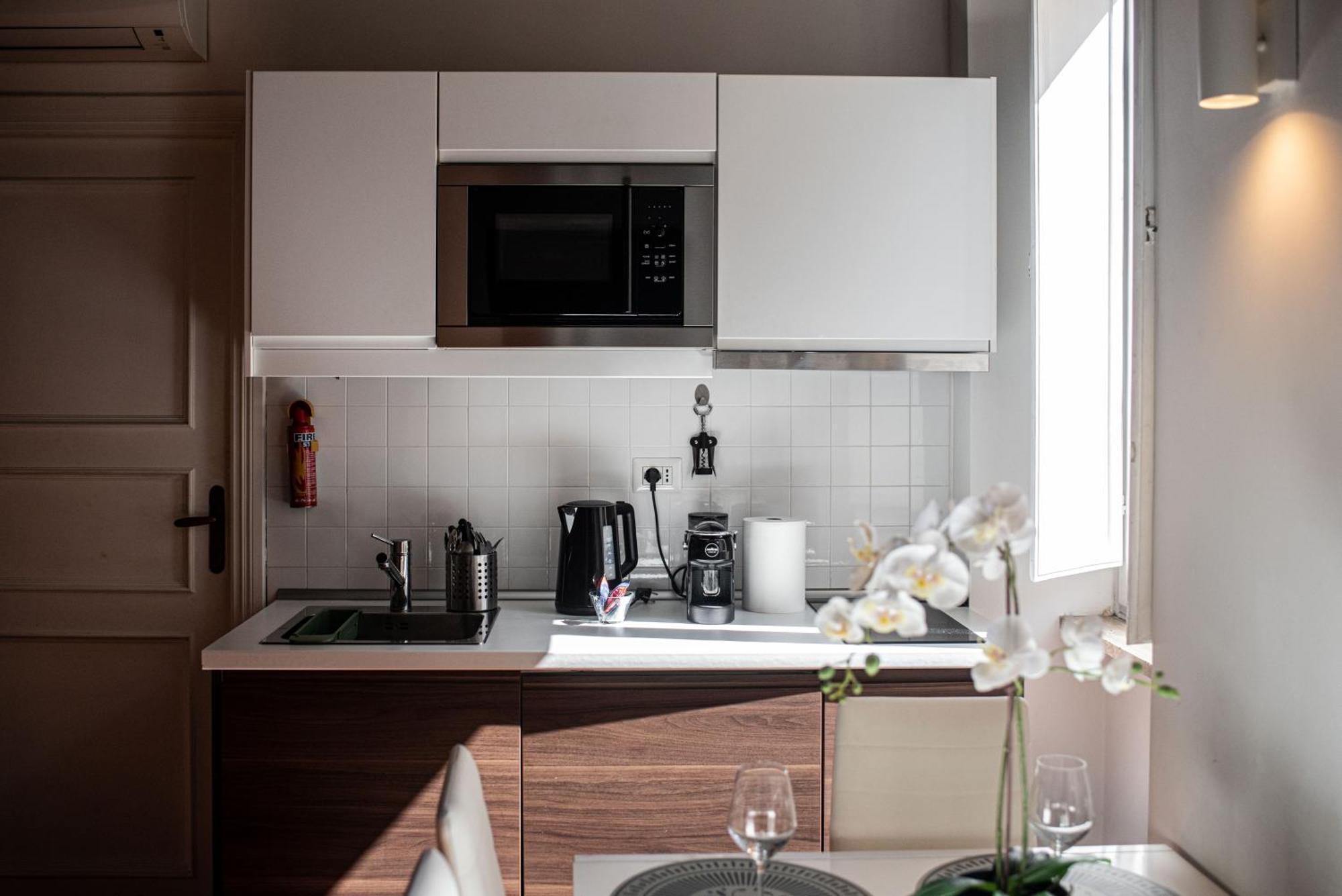 Spanish Steps Apartment & Terrace Рим Екстер'єр фото