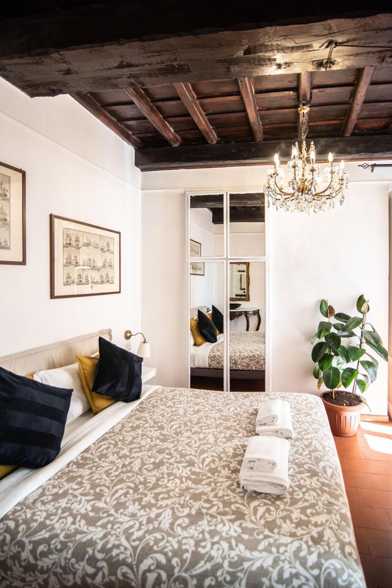 Spanish Steps Apartment & Terrace Рим Екстер'єр фото